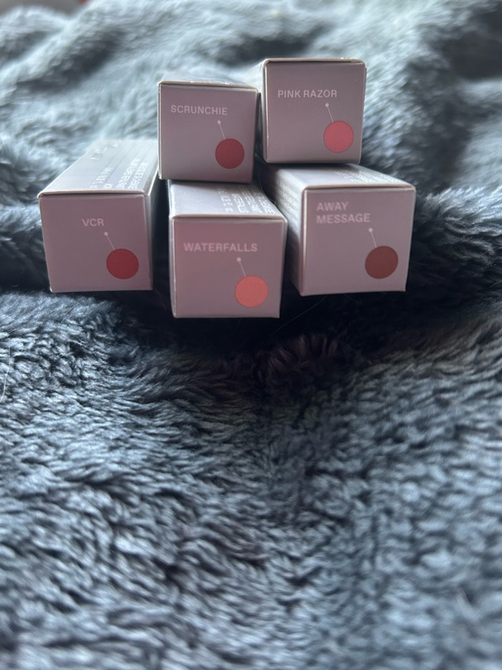 R.E.M. Beauty On Your Collar Plumping Lip Gloss- Choose 1 or Bundle